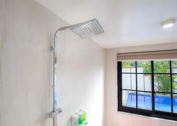 Suarga Private Pool Villa *